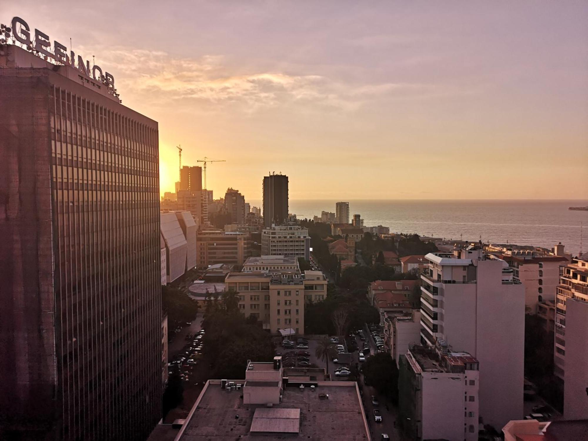 Готель Gefinor Rotana - Бейрут Екстер'єр фото Tunis